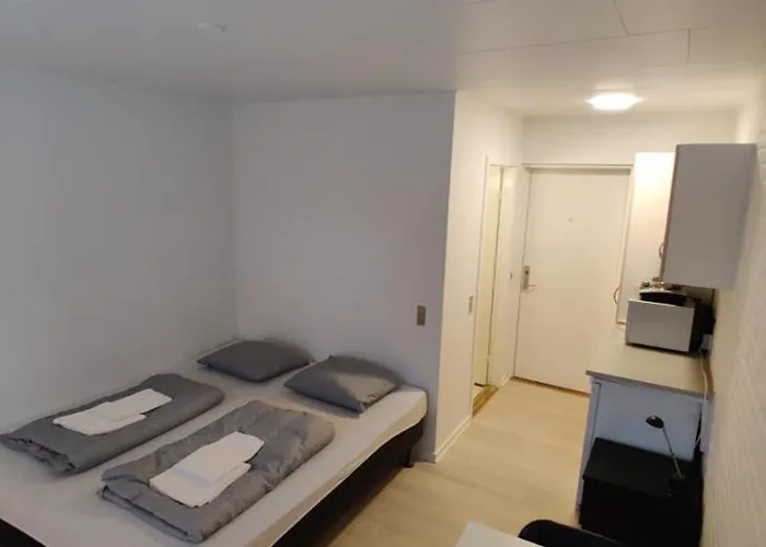 Capital City Of Lego, Prime Location! Room 01